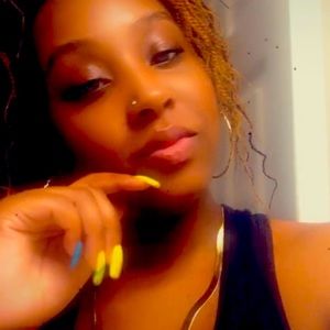 Meet your Posher, Indya